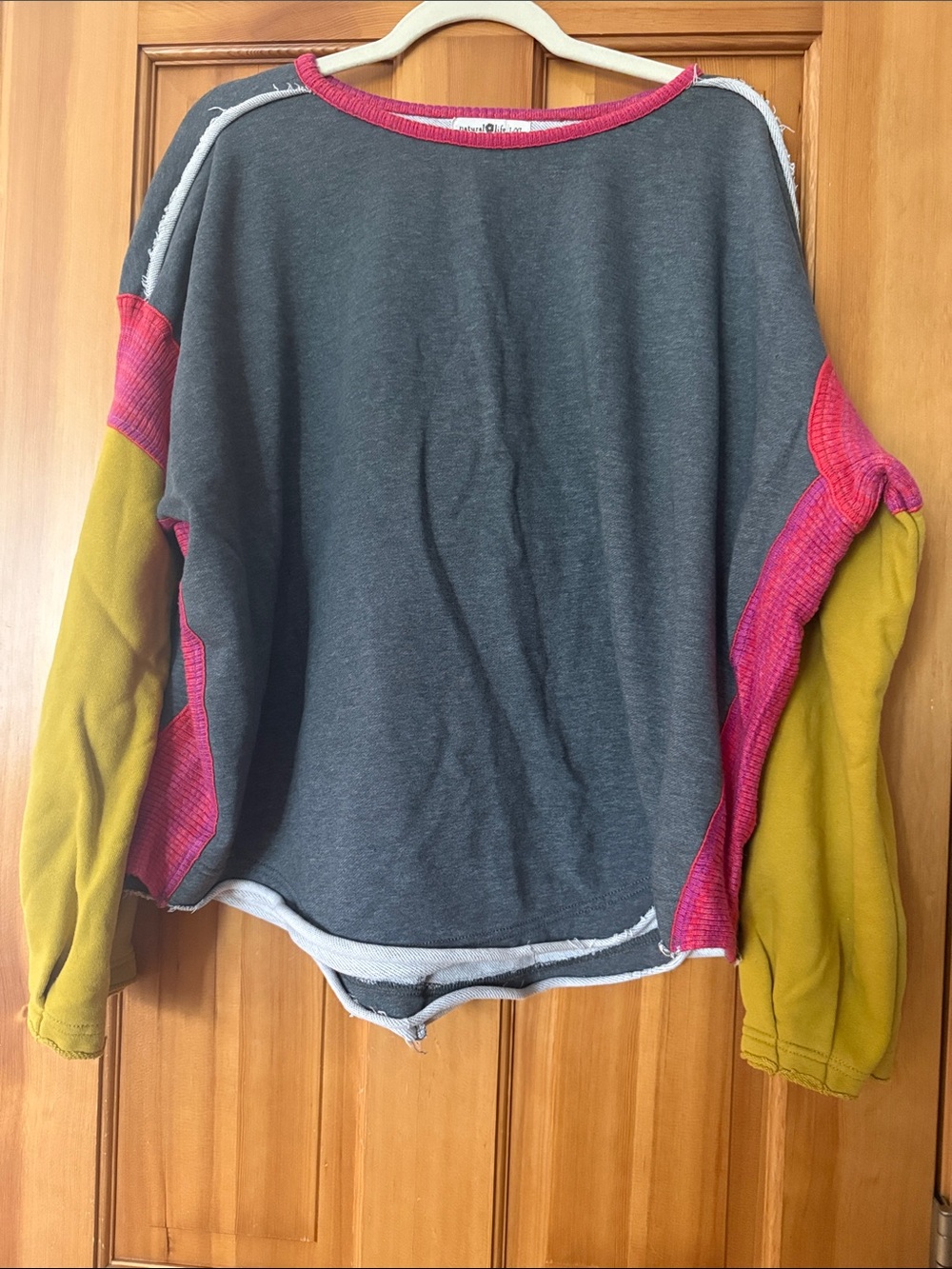 NATURAL LIFE Gray Scoop Neck Pullover with Pink Trim and Mustard Sleeves